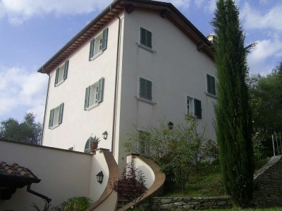 Villa - Pietrasanta - Ponte Aranci