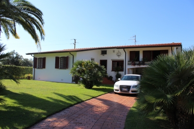 Villa - Pietrasanta - Strettoia